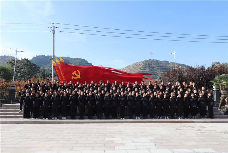 團(tuán)隊(duì)風(fēng)采